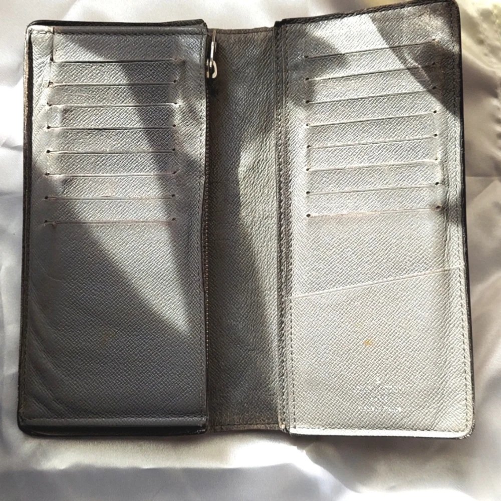 Louis Vuitton Wallet Long Gray Leather grain‎